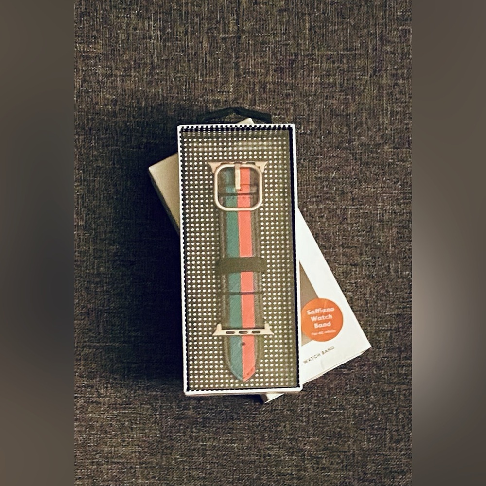 NEW Casetify Chic Stripe Apple Watch Strap Saffiano Watch Band 42mm & 44mm - Picture 9 of 10